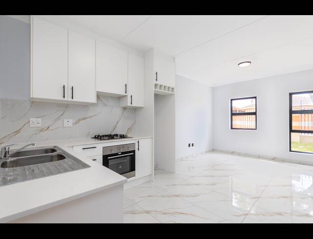2 BEDROOM APARTMENT FOR SALE IN RUYTERWACHT